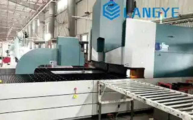 LANGYE-Panel Bender Самый толстый можно согнуть 3 мм из углеродистой стали и 2 мм из нержавеющей стали